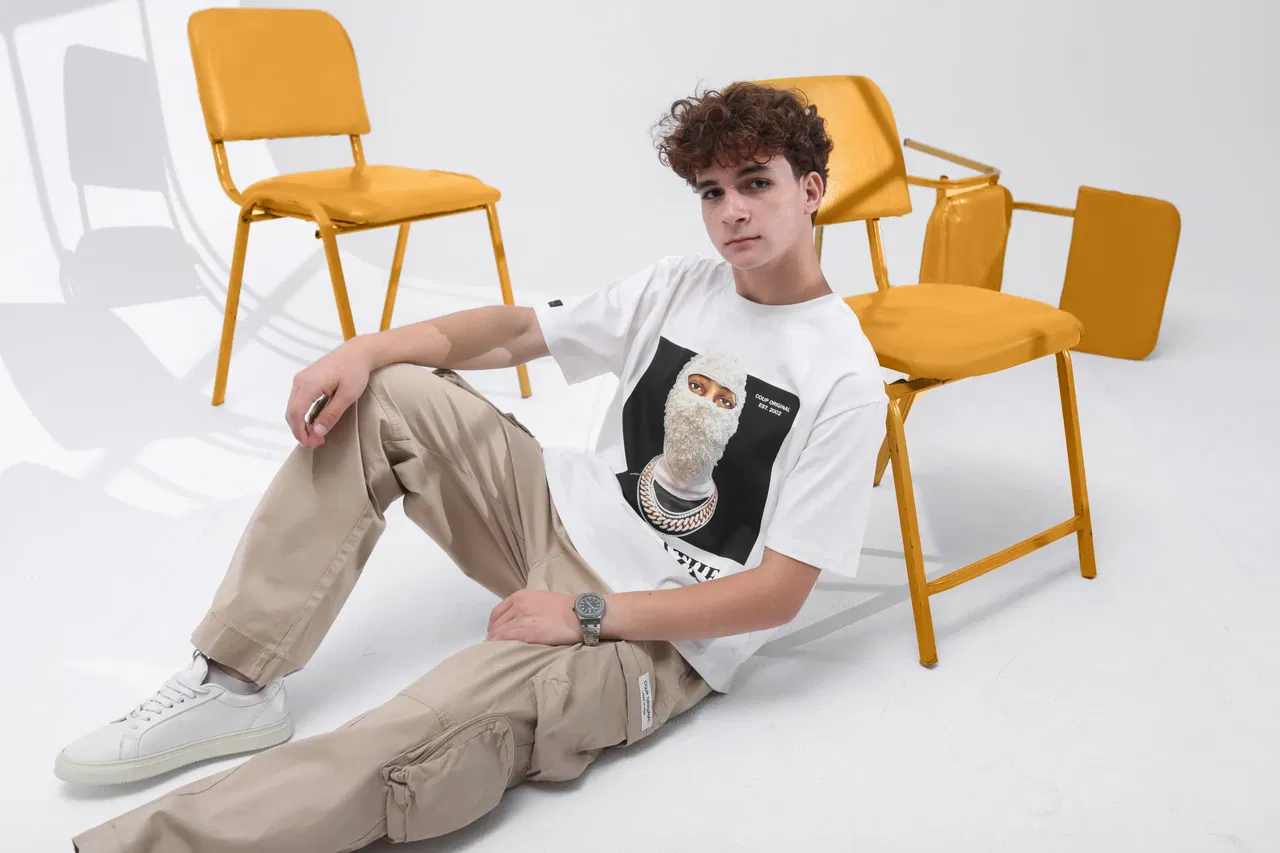 Coup Collection - Printed Relaxed Cut Crew Neck T-Shirt Coup Collection - Printed Relaxed Cut Crew Neck T-Shirt
